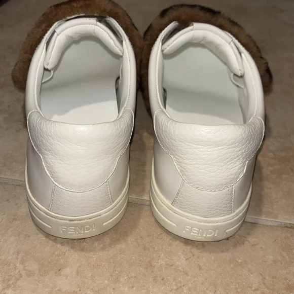 🔥FENDI✨ 🔥Vitello Shearling FF Velcro Slip On Sneakers